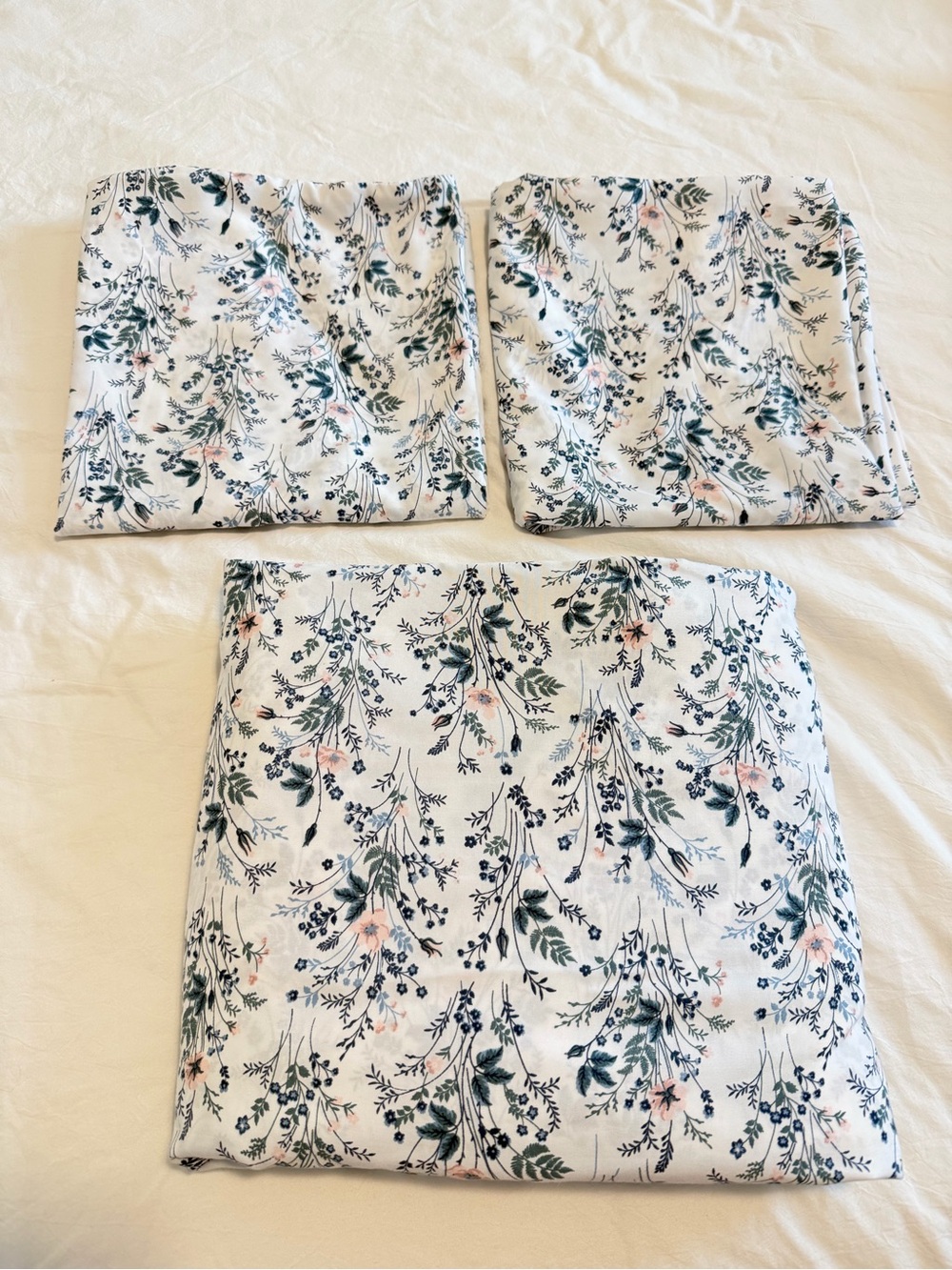 Floral Print king size fitted sheet and pillow cases